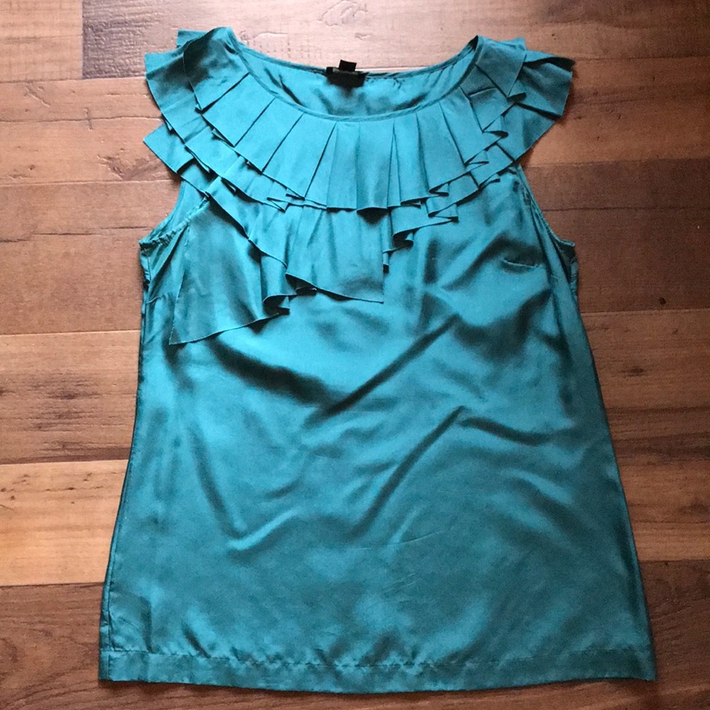 Ann Taylor 100% silk green sleeveless top